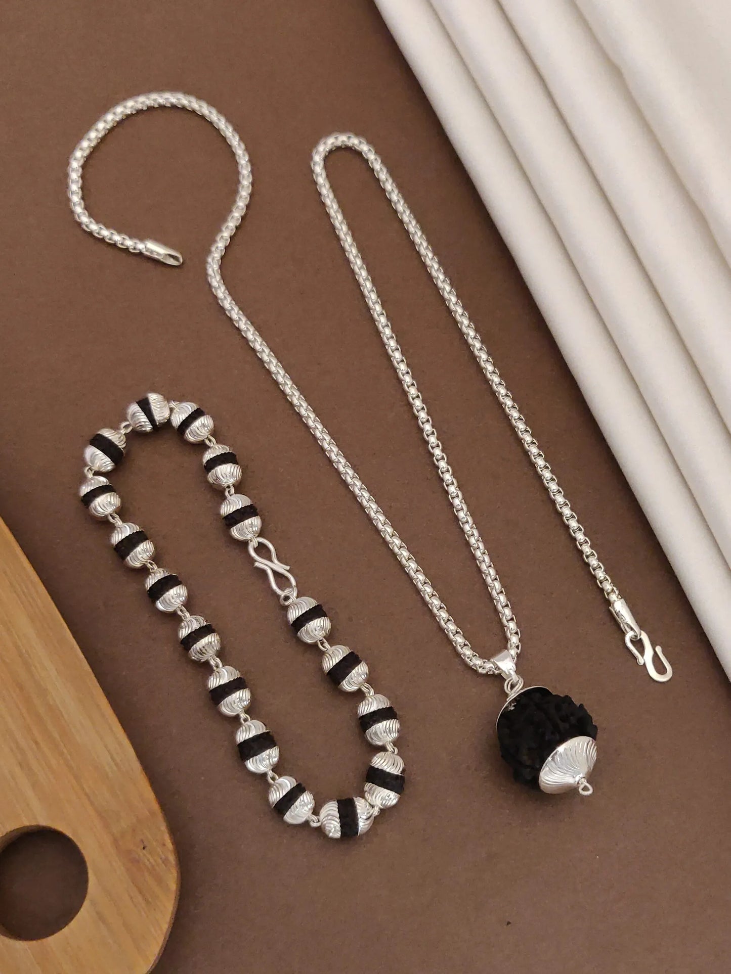 Silver plated vertical rudraksh bracelet+pendent+chain