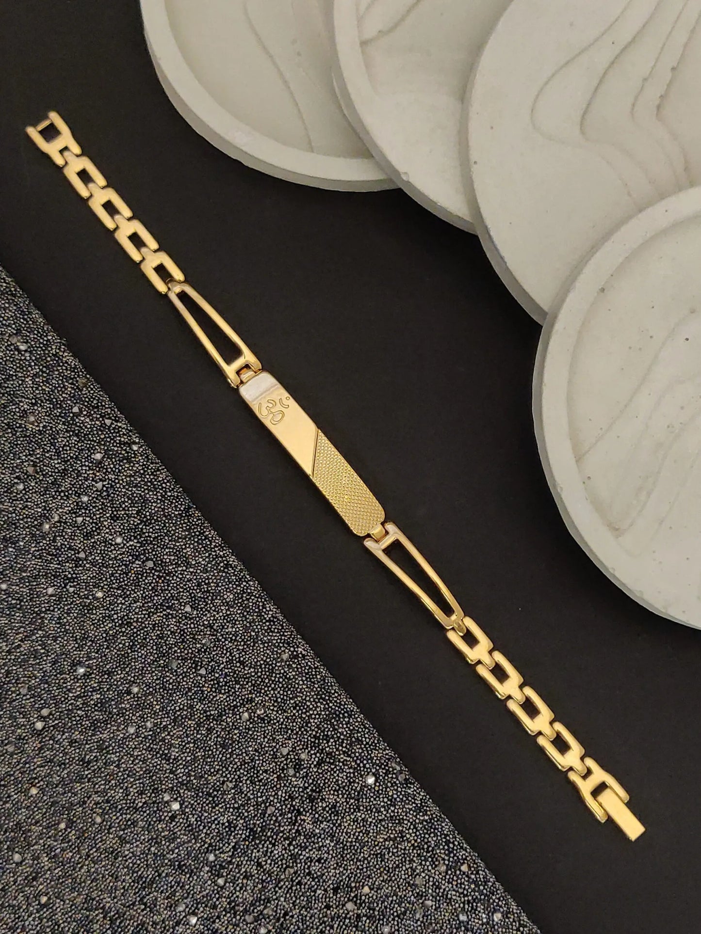 Gold plated female ohm bracelet